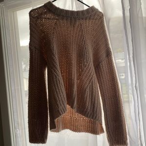 Small universal threads light pinkish creamish knitted sweater!